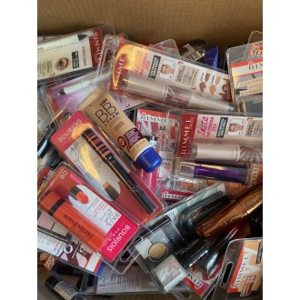 Rimmel lot revendeur makeup de 100 pc A 1,80€ l'unité